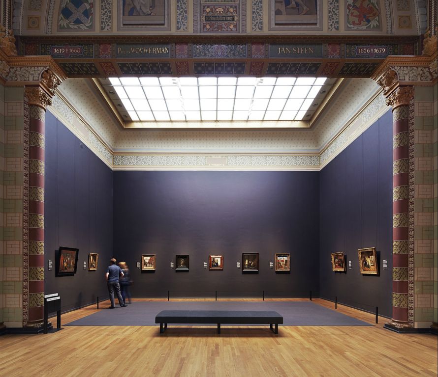 De Eregalerij loopt van de hal aan de voorzijde van het Rijksmuseum tot aan de zaal met de Nachtwacht. Fotograaf Erik Smits